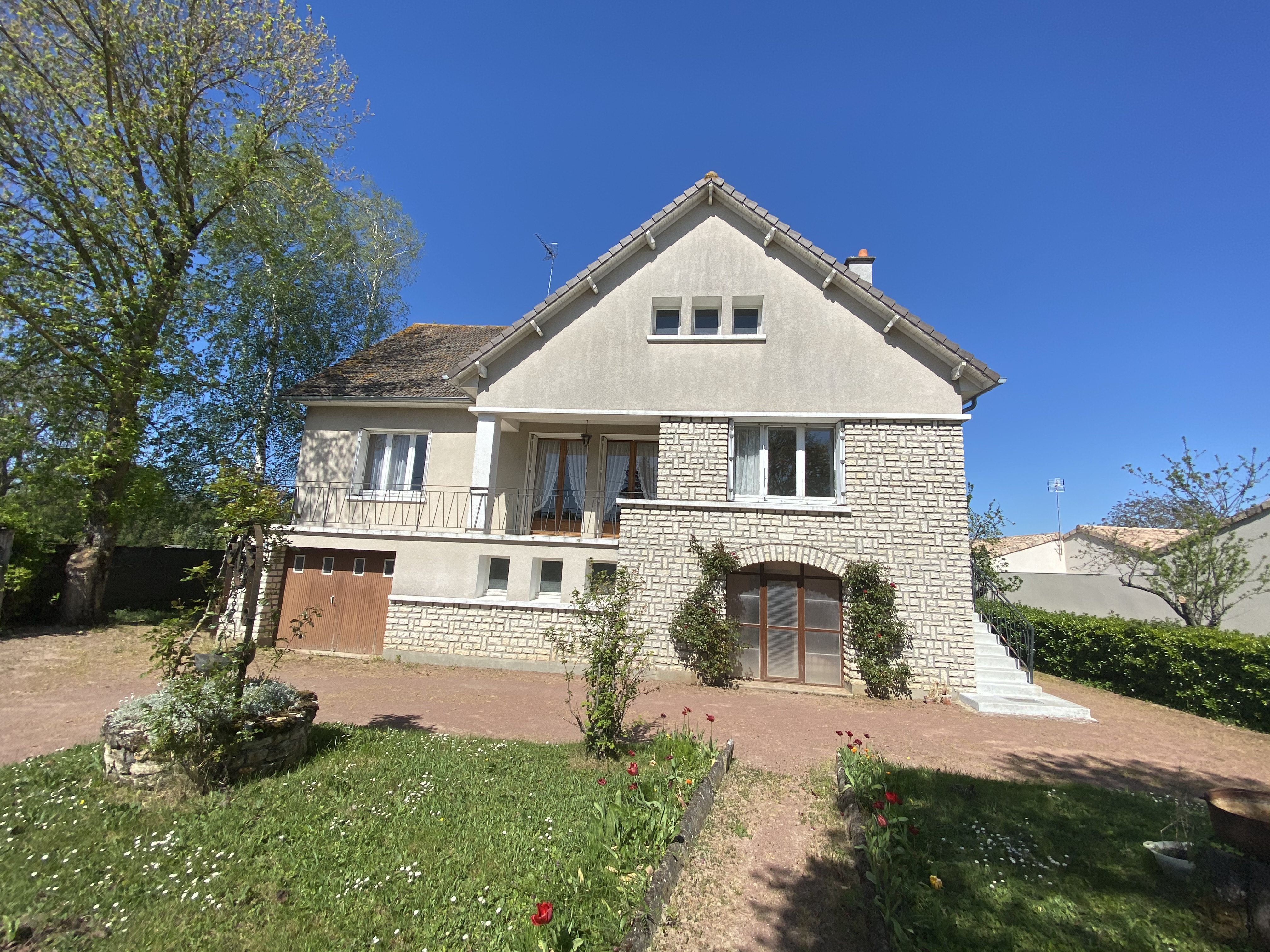 vente Loudun maison terrasse à vendre avec RUE DE LA PAIX.IMMO LOUDUN